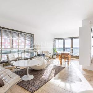 Paris XVe - Grenelle - Appartement familial vue dégagée sur la Seine
