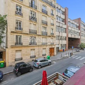 PARIS XV - Appartement trois pièces lumineux