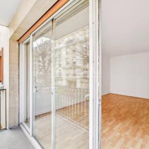 Paris XIIe - Picpus : Appartement une pièce transformable en deux pièces, balcon au calme