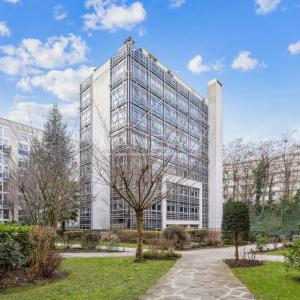 Paris XIIe - Picpus : Appartement une pièce transformable en deux pièces, balcon au calme