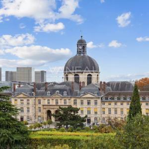 PARIS V - Appartement 2 pièces avec belle vue dégagée