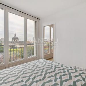 PARIS V - Appartement 2 pièces avec belle vue dégagée