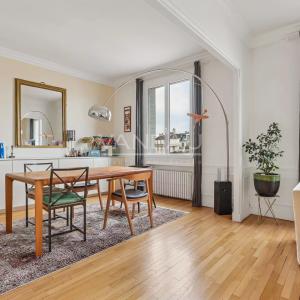 Paris XVIe - Auteuil Sud - Appartement familial quatre chambres en étage élevé. Vue Dégagée.