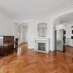 PARIS XVIe - EGLISE D'AUTEUIL - BEL APPARTEMENT FAMILIAL - 4 à 5 CHAMBRES