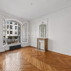 PARIS XVIe - EGLISE D'AUTEUIL - BEL APPARTEMENT FAMILIAL - 4 à 5 CHAMBRES