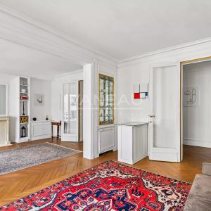 PARIS XVI - Passy Muette - Bel appartement - Deux chambres - Etage élevé.