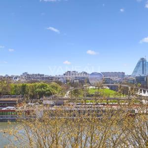 PARIS XVI  - Etage  éleve vue panoramique