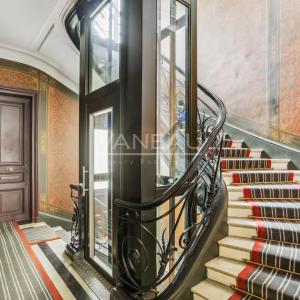 Paris XVIIe- Copropriété de grand standing - Appartement familial