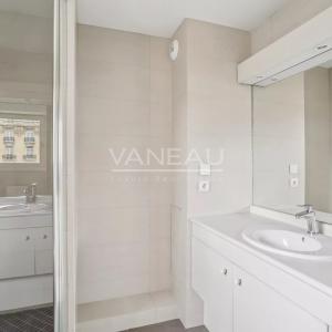 Paris XVIe - Georges Mandel - Appartement familial de 160 m2 Etage Elevé