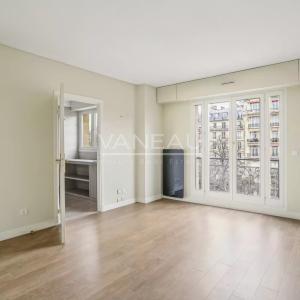 Paris XVIe - Georges Mandel - Appartement familial de 160 m2 Etage Elevé