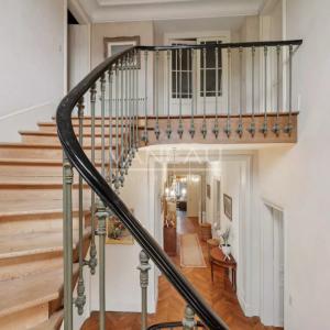 Évreux (27) - Magnifique propriété. Domaine sur parc arboré de 2200 m² -
