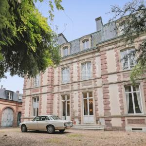 Évreux (27) - Magnifique propriété. Domaine sur parc arboré de 2200 m² -