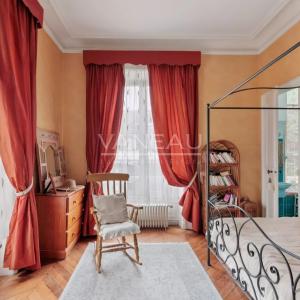 Évreux (27) - Magnifique propriété. Domaine sur parc arboré de 2200 m² -