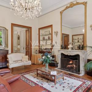 Évreux (27) - Magnifique propriété. Domaine sur parc arboré de 2200 m² -