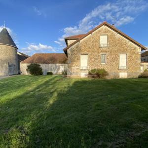 Corps de ferme historique - La Chapelle-Gauthier (Seine-et-Marne) -