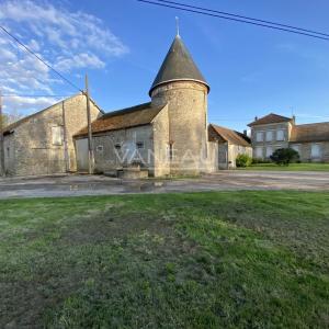 Corps de ferme historique - La Chapelle-Gauthier (Seine-et-Marne) -