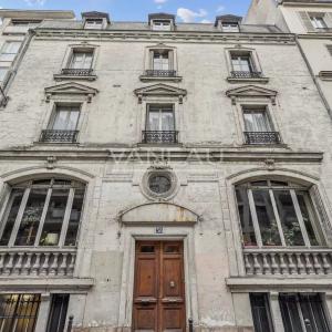Paris VIe - Maison Bourgeoise, à quelques pas du jardin du Luxembourg