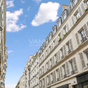 Paris VIe - Proche Luxembourg - Appartement refait de deux chambres au 3eme étage