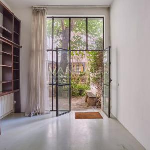 Paris Xe - Albert Thomas / Lancry - Charmant loft sur une cour arborée avec espace extérieur.