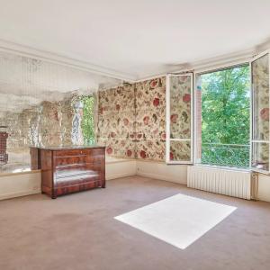 Paris XIVE - En face du Parc Montsouris, maison emblématique de 174 m² de 3 à 5 chambres et 60m² d'extérieur