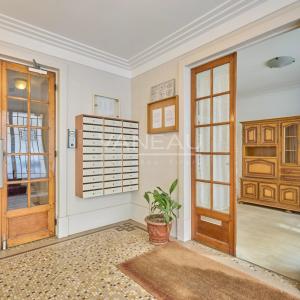 PARIS XV - Convention : Appartement au calme à rénover