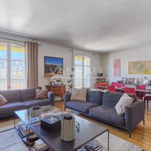 Neuilly - Saint-James - Appartement familial - Dernier étage noble