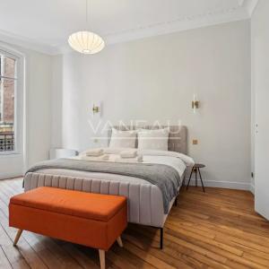 Paris XVIe-Trocadéro-Superbe appartement de 7 pièces prêt à vivre.