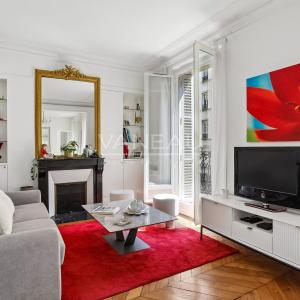 Paris VI - Saint-Sulpice / Saint Germain-des-Prés - Appartement deux pièces - Balcon - Cave