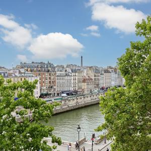 Paris IVᵉ - Appartement 4 pièces avec vue sur la Seine