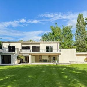 MAGNIFIQUE DEMEURE MODERNISTE DE 615M²