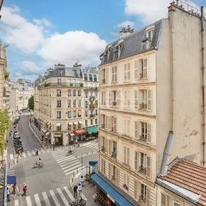 Vavin / Notre-Dame-des-Champs - Trois pièces en étage élevé