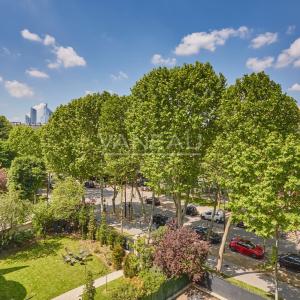 Neuilly sur Seine - Château - Dernier étage terrasse de plain-pied.