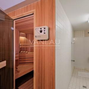 Montgomery: magnifique maison d'architecte, terrasses et sauna