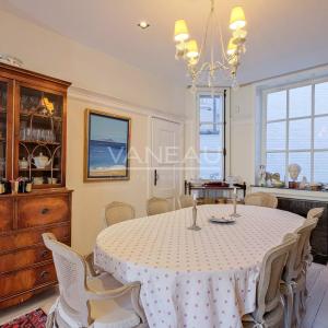 Montgomery: magnifique maison d'architecte, terrasses et sauna