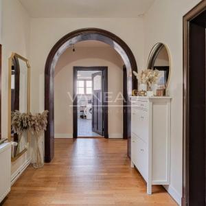 Magnifique Hôtel de maître de ± 600 m², jardin et garage