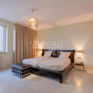 SOMPTUEUX PENTHOUSE AVEC VUE UNIQUE SUR LE CINQUANTENAIRE