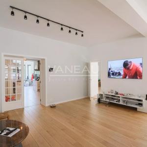 SPLENDIDE VILLA NEUVE DE ± 690 M² BRUTS AVEC JARDIN & PISCINE