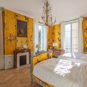 En bord de Seine, à proximité immédiate de Fontainebleau