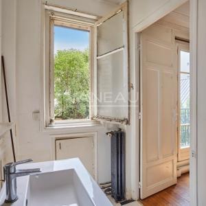 studio calme et sans vis à vis, vue ciel et verdure