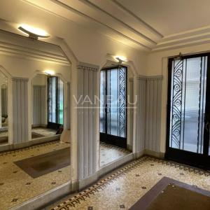Paris XVIIIe : Studio calme et sans vis à vis, vue ciel et verdure