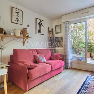 Paris XV - Cambronne : Appartement quatre pièces avec terrasse et balcon