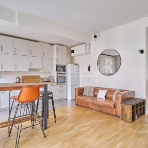 Boulogne-Billancout - Juste Limite Paris XVIè - Jardin intérieur à usage Privatif, rue Résidentielle