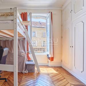 PARIS 7 - RUE DE BABYLONE - 2 chambres