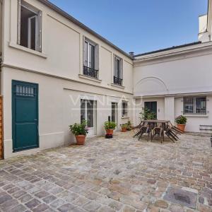 Nouvelle Athènes - 2 pièces d'exception mêlant charme de l'ancien et ambiance loft -