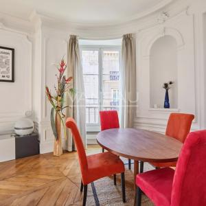 Nouvelle Athènes - 2 pièces d'exception mêlant charme de l'ancien et ambiance loft -