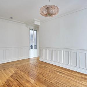 PARIS XVIIIème  3 pièces  54.90m²