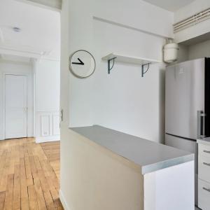 PARIS XVIIIème  3 pièces  54.90m²