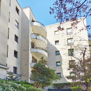 Bécon / Courbevoie - Deux pièces ensoleillé vue jardin vendu loué