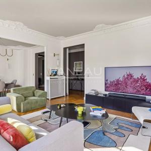 Paris XVIe - Porte Dauphine - Appartement familial entièrement rénové