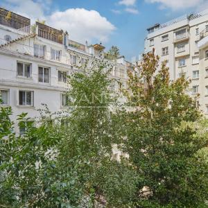 Paris VII - Breteuil -  Deux pièces en parfait état